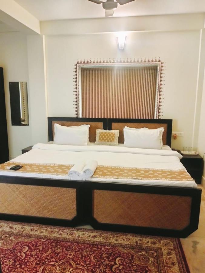 Hotel Kolam Shānti Niketan Zewnętrze zdjęcie